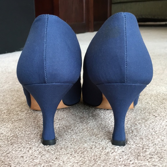 💙Enzo Angiolini Embroidered Pumps - Picture 5 of 8